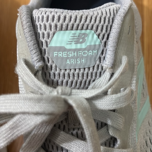 New Balance Fresh Foam Sneakers - Picture 5 of 9